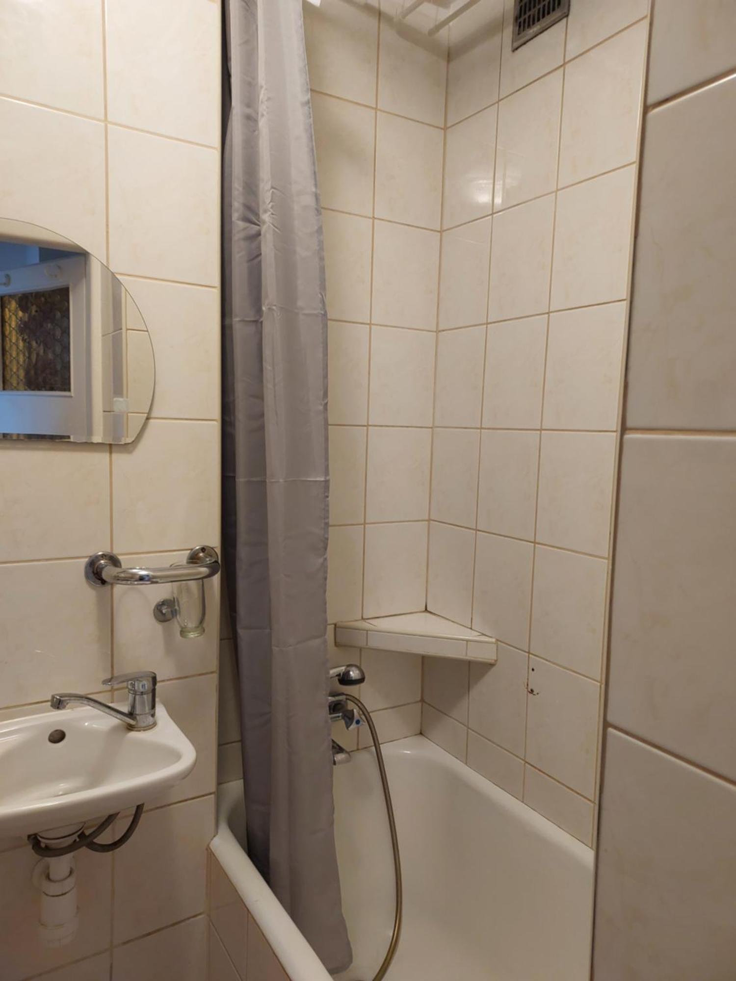 Apartament Roland Warszawa Srodmiescie Varsóvia Exterior foto